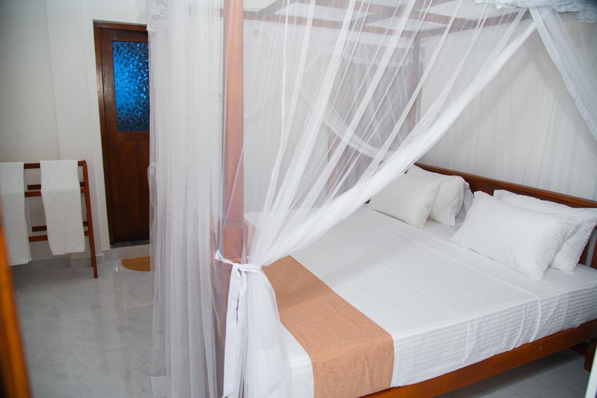 Tango Sunrise Villa Tangalle Exterior photo