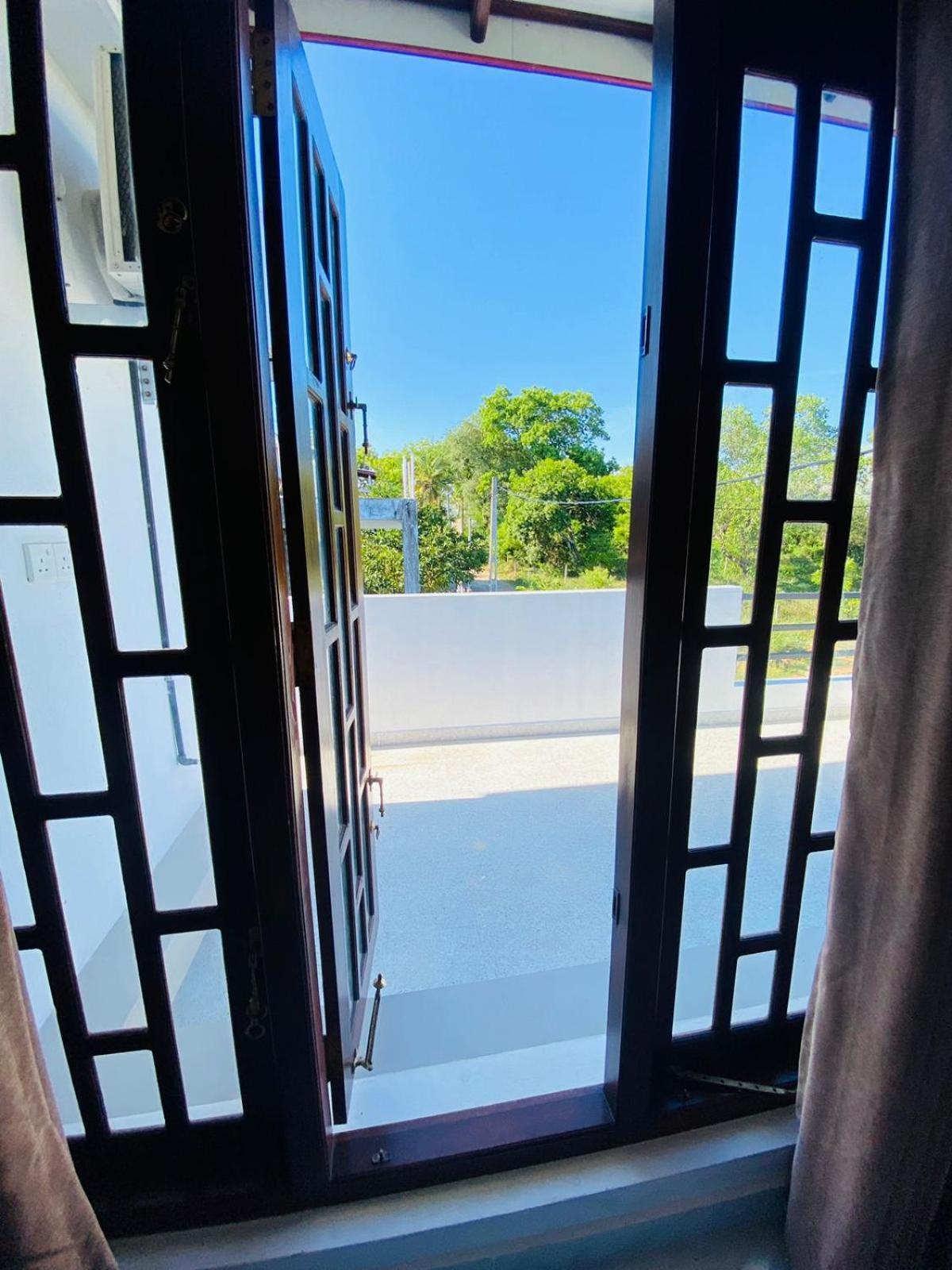 Tango Sunrise Villa Tangalle Exterior photo